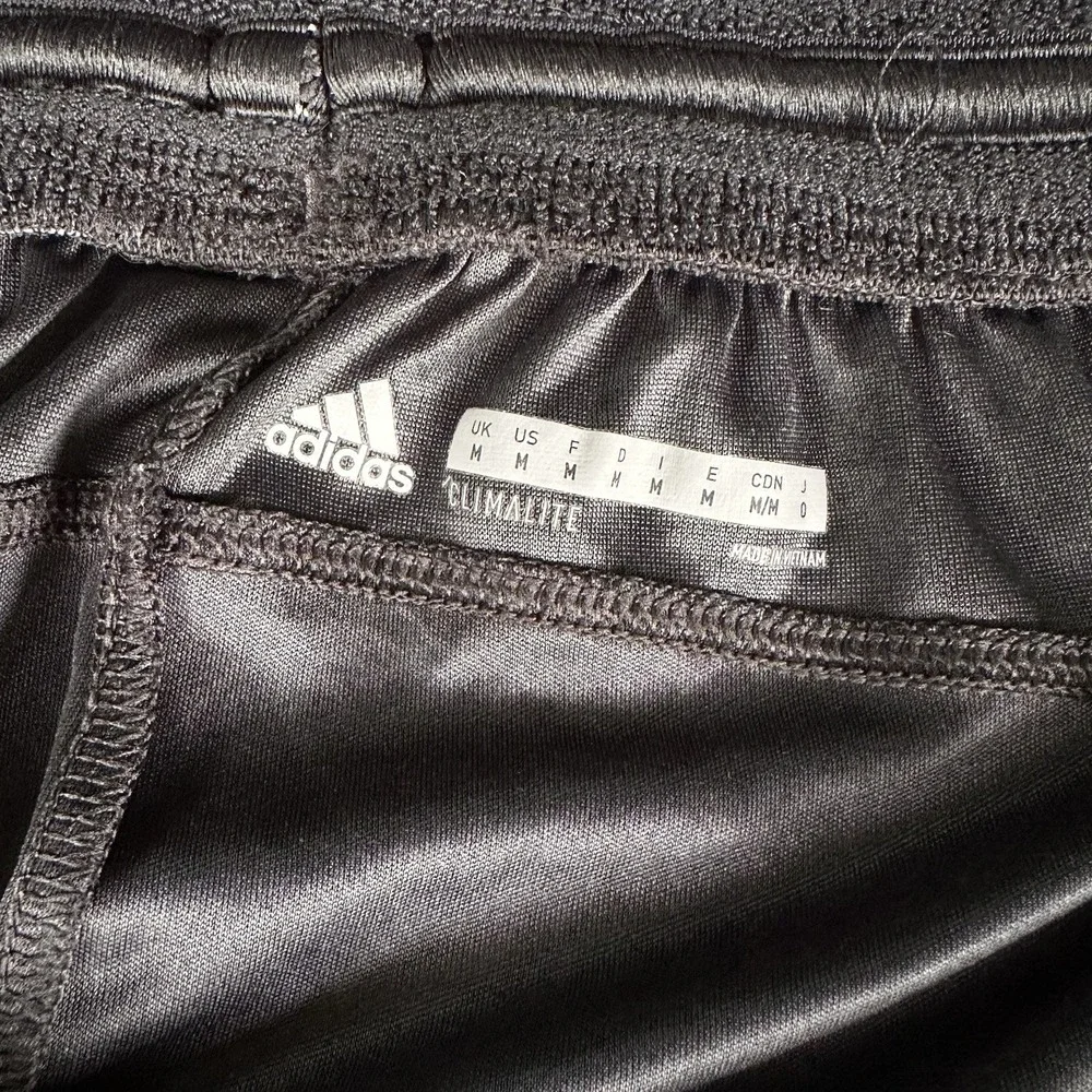 Adidas Climalite Men's M Medium Shorts Gray Black 3-Stripe Athletic Gym Running